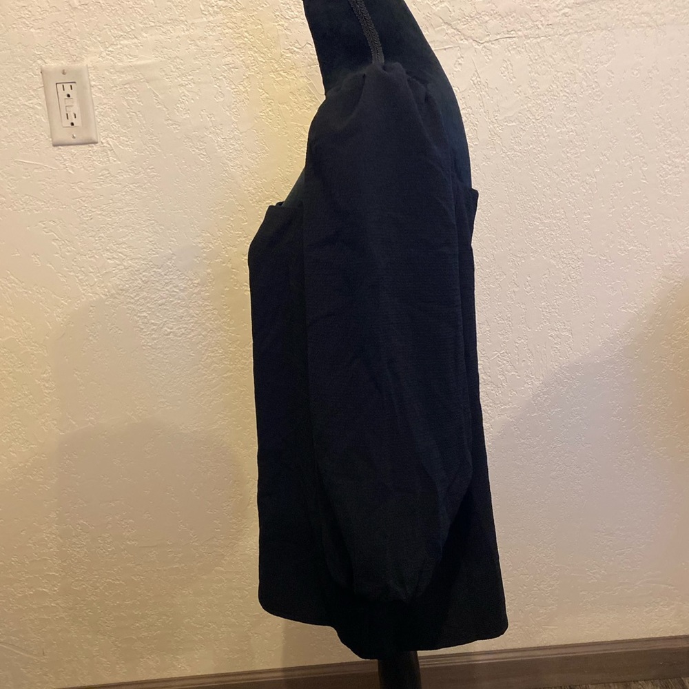 Chic Black Express Top - image 6